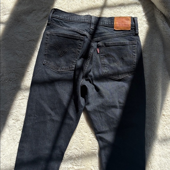 Levi’s High Rise Distressed Jeans – Size W26 L28 | Vintage| Relaxed Straight | - Picture 8 of 9